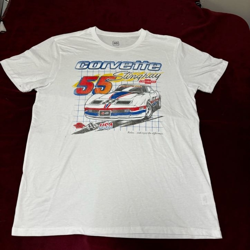 GM Corvette Stingray T-Shirt Men's Size L Large White Short Sleeve Casual Tee